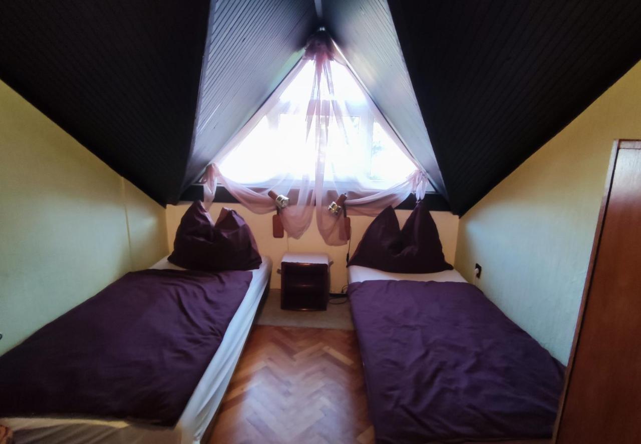 Oazis Apartman Сантод Екстер'єр фото