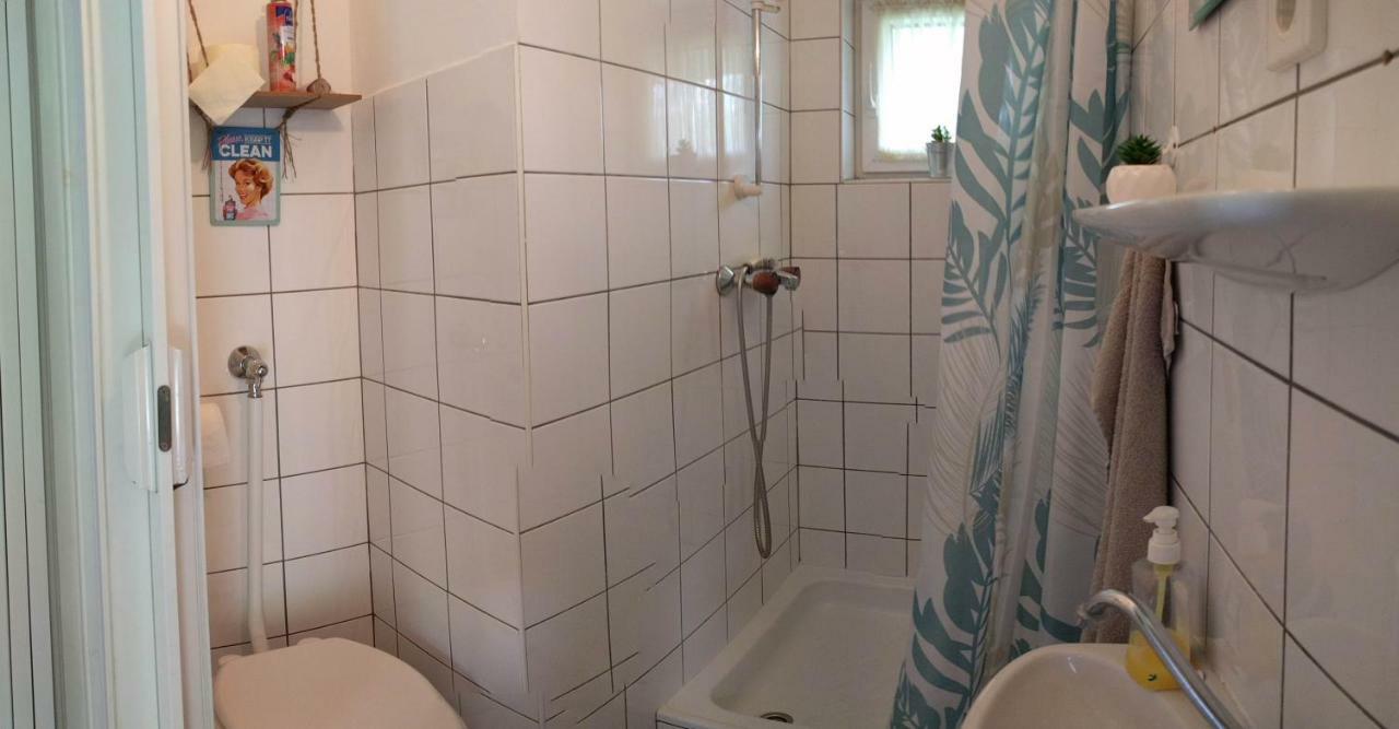 Oazis Apartman Сантод Екстер'єр фото