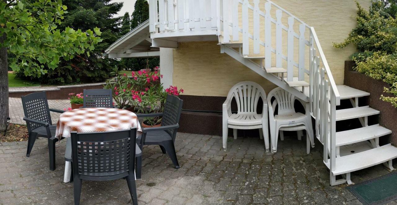 Oazis Apartman Сантод Екстер'єр фото